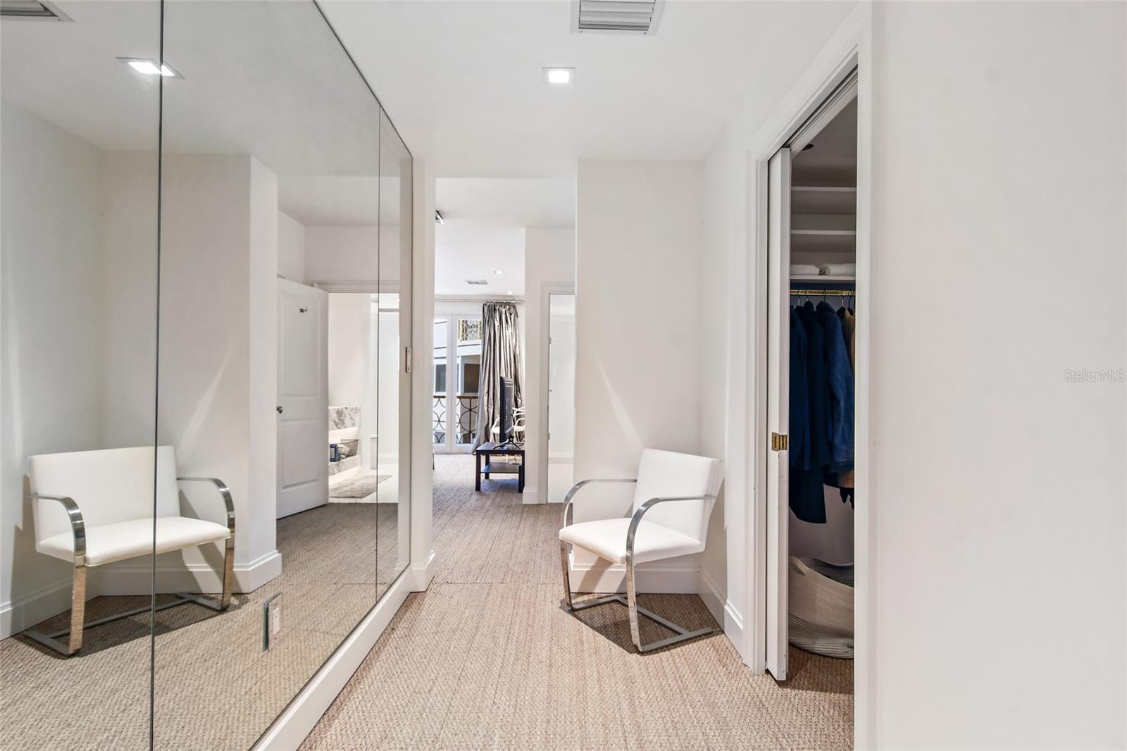 Image 42 of 52 For 311 Morse Boulevard 1-5