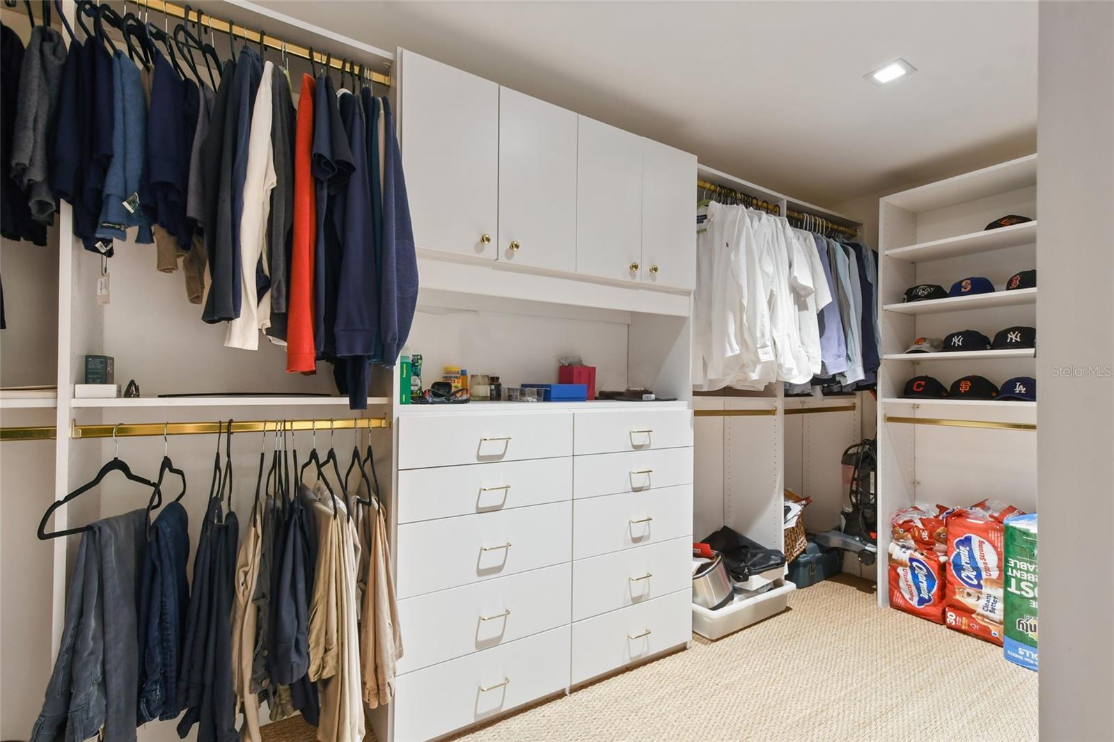 Image 47 of 52 For 311 Morse Boulevard 1-5