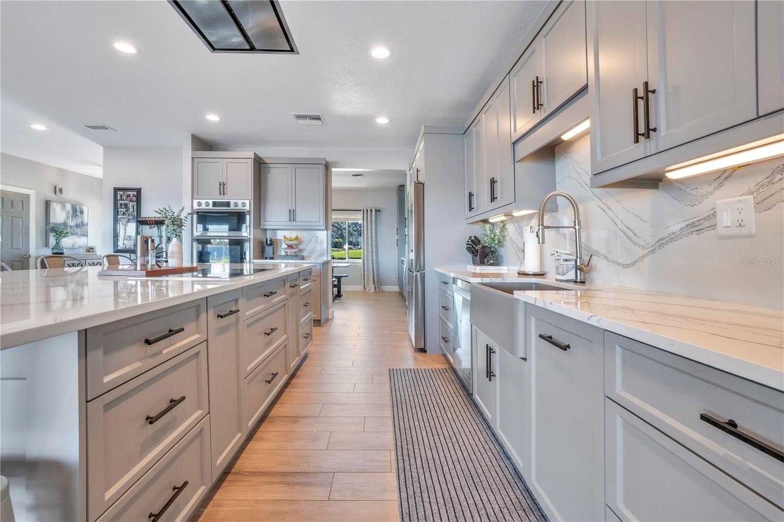 Image 18 of 89 For 3433 Cullen Lake Shore Drive