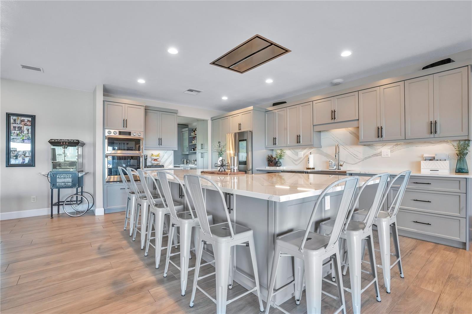 Image 20 of 89 For 3433 Cullen Lake Shore Drive