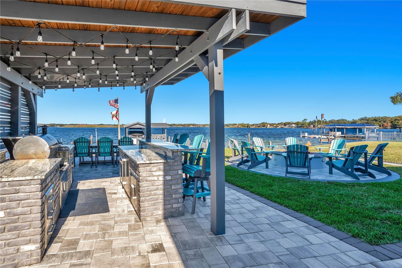 Image 5 of 89 For 3433 Cullen Lake Shore Drive