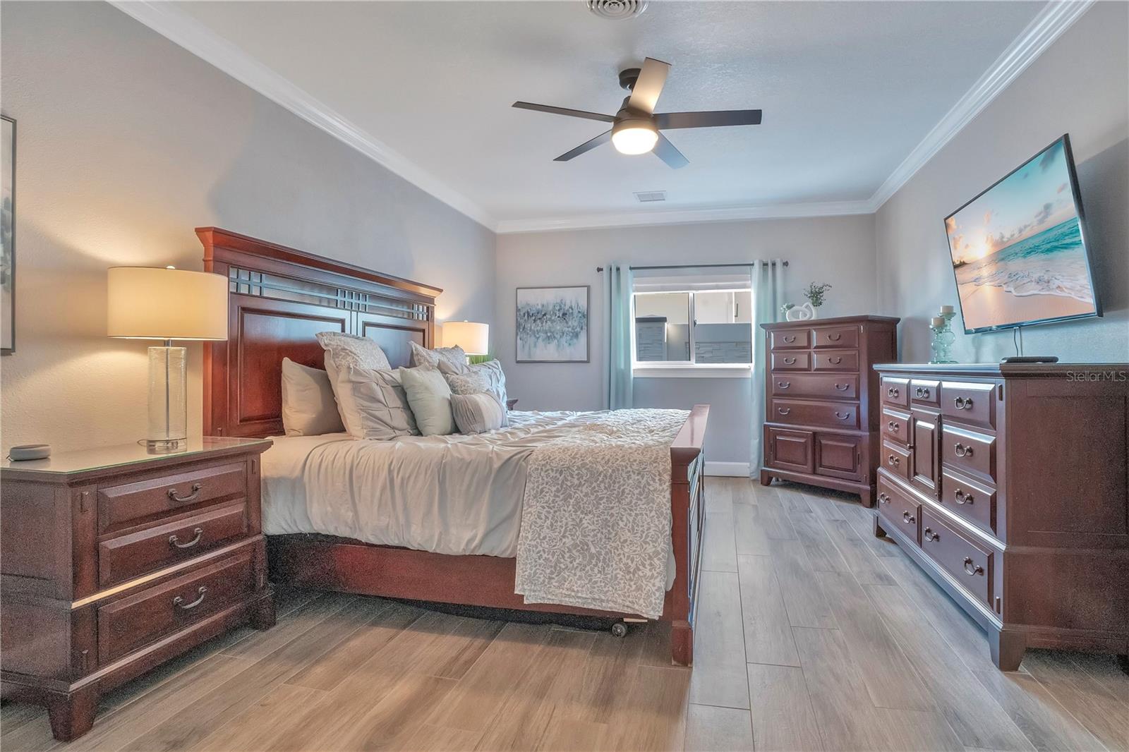 Image 57 of 89 For 3433 Cullen Lake Shore Drive