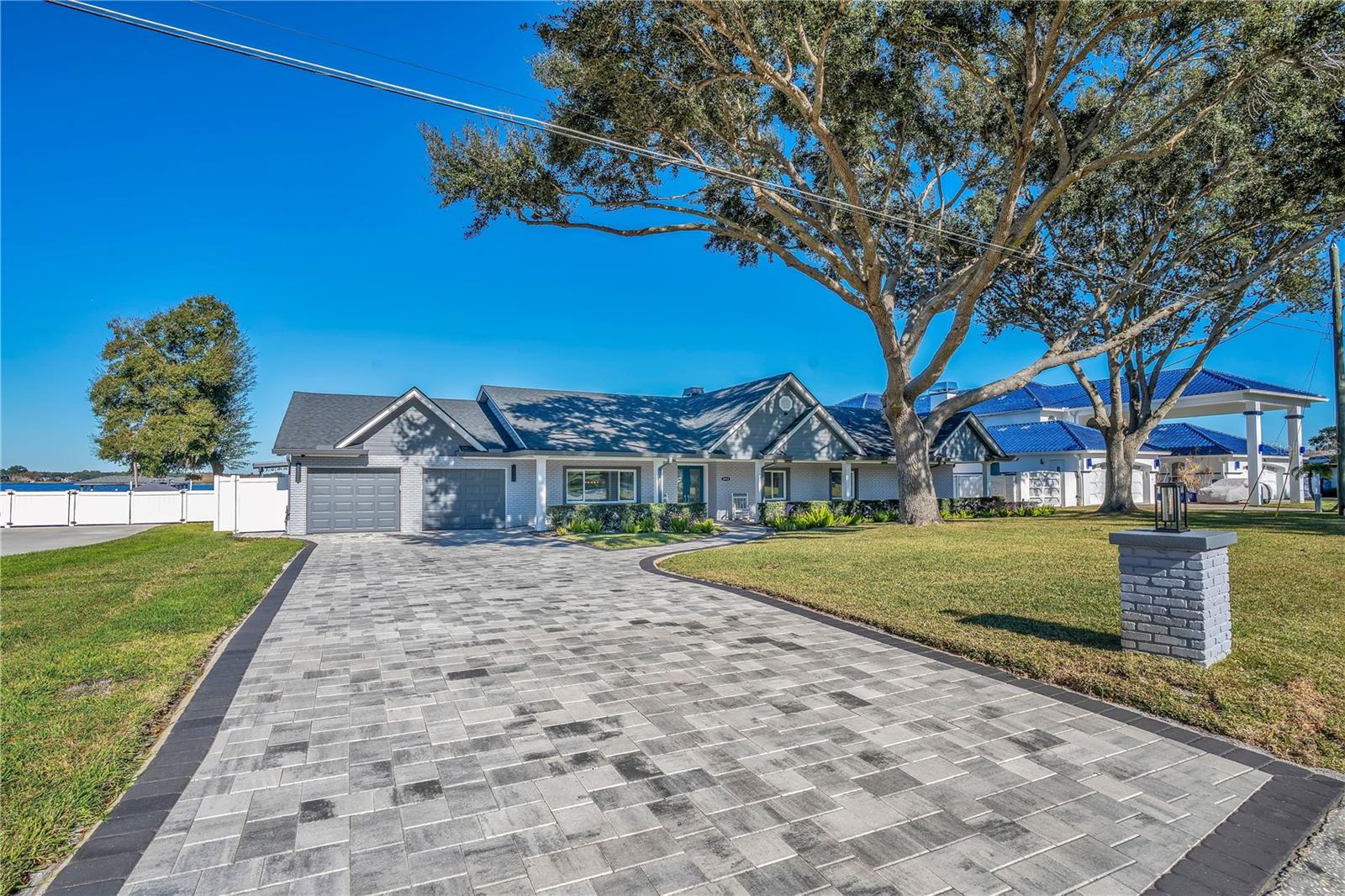 Image 9 of 89 For 3433 Cullen Lake Shore Drive