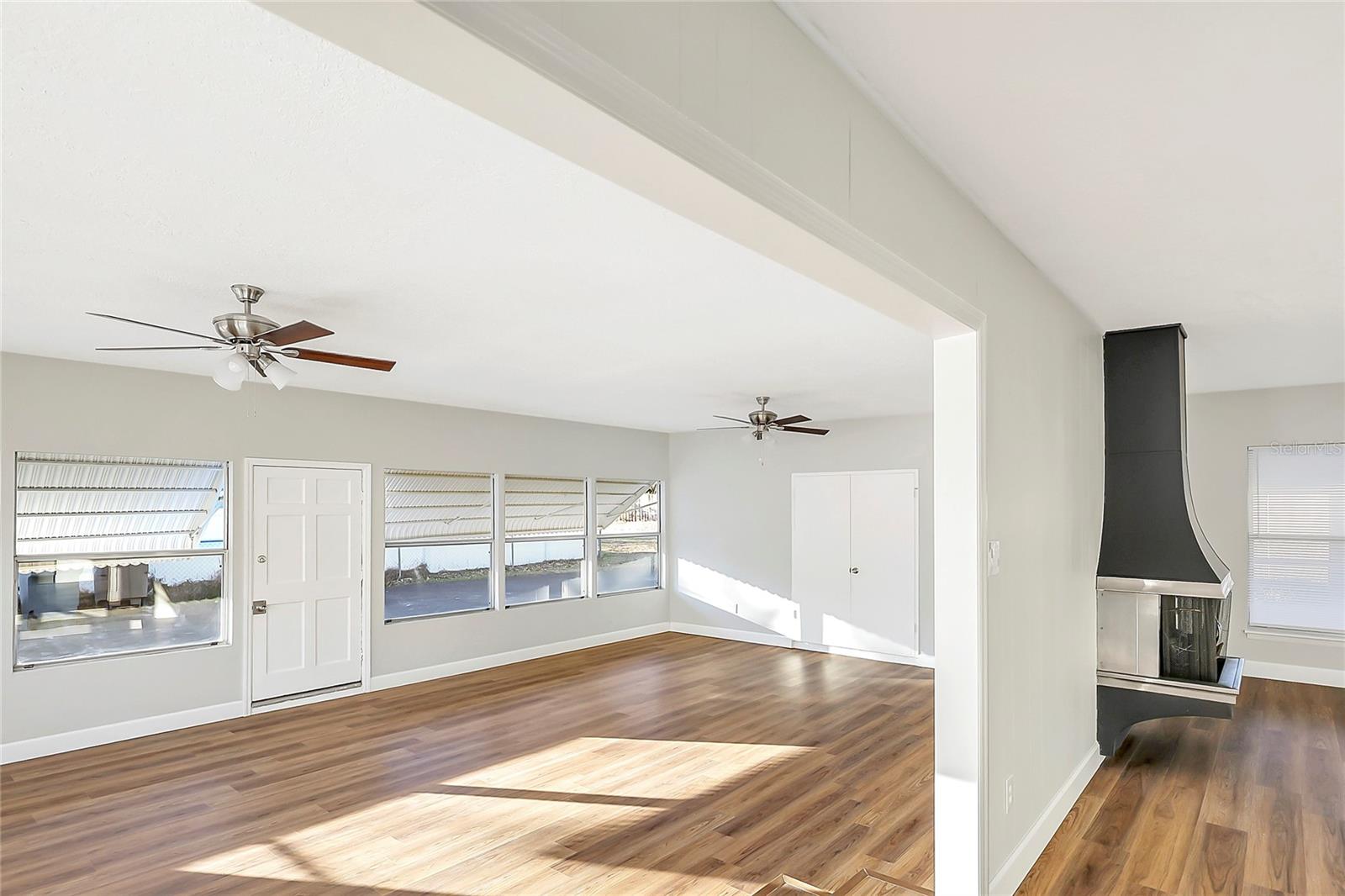 Image 9 of 35 For 3418 13th Place