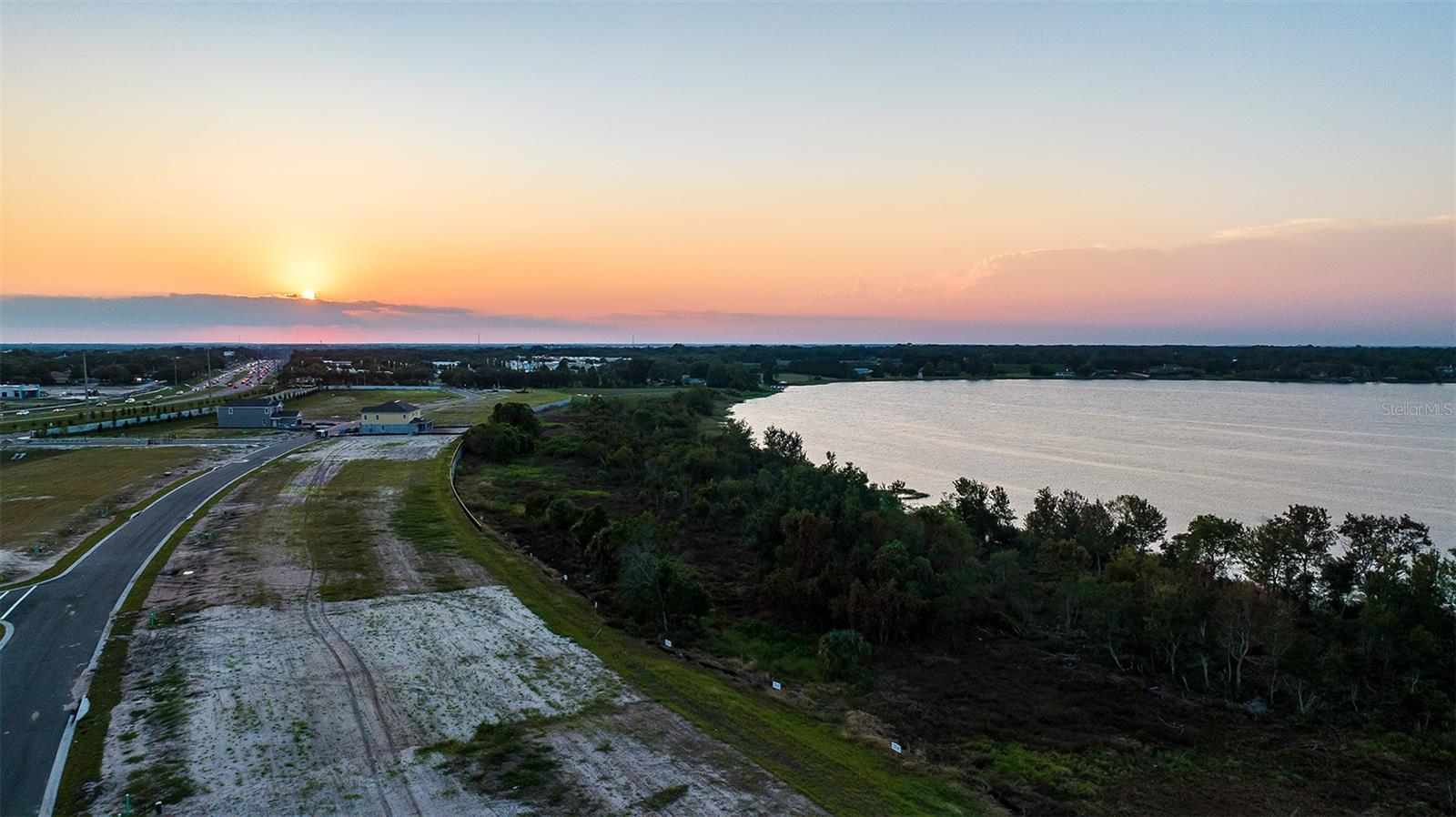 Image 6 of 16 For 19341 Lochside Lane