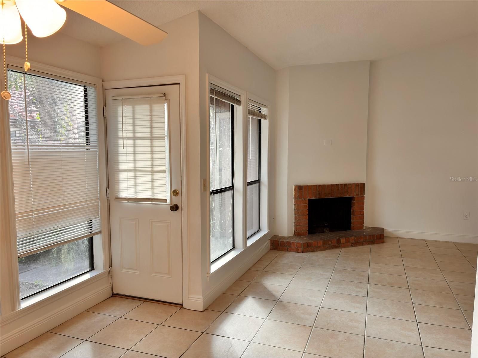 Image 8 of 21 For 651 Trinidad Court S