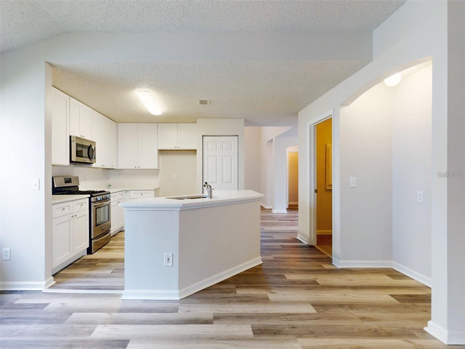 Image 20 of 74 For 107 Littleton Circle