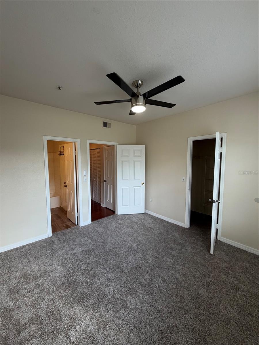 Image 14 of 21 For 2564 Robert Trent Jones Drive 1321