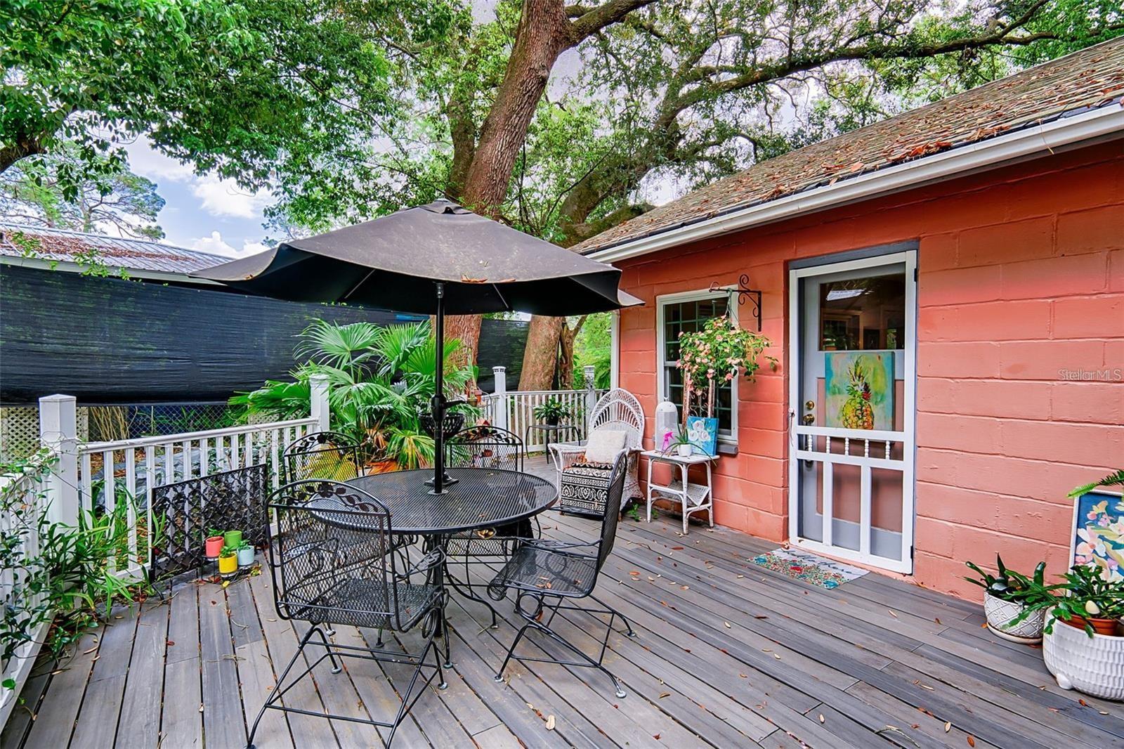 Image 14 of 17 For 360 Se Lakeview Dr Drive