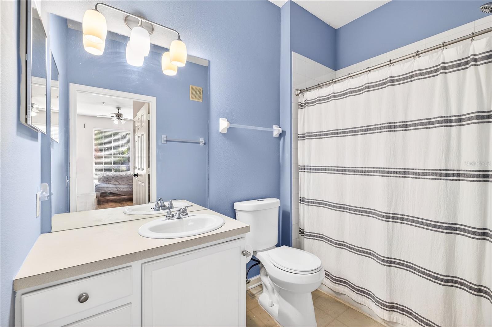 Image 19 of 28 For 6214 Stevenson Drive 305