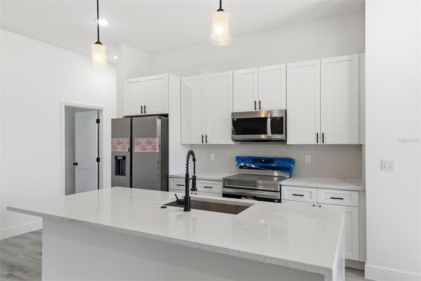 Image 14 of 35 For 16454 30th Terrace Road