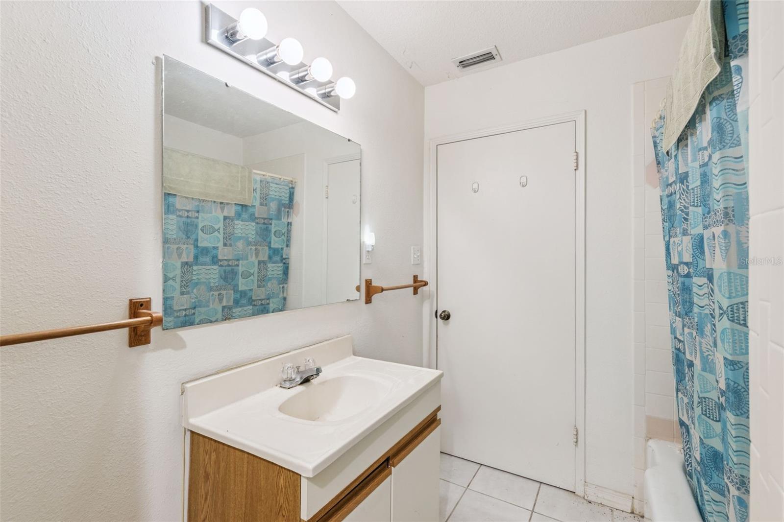 Image 16 of 49 For 382 Clermont Avenue