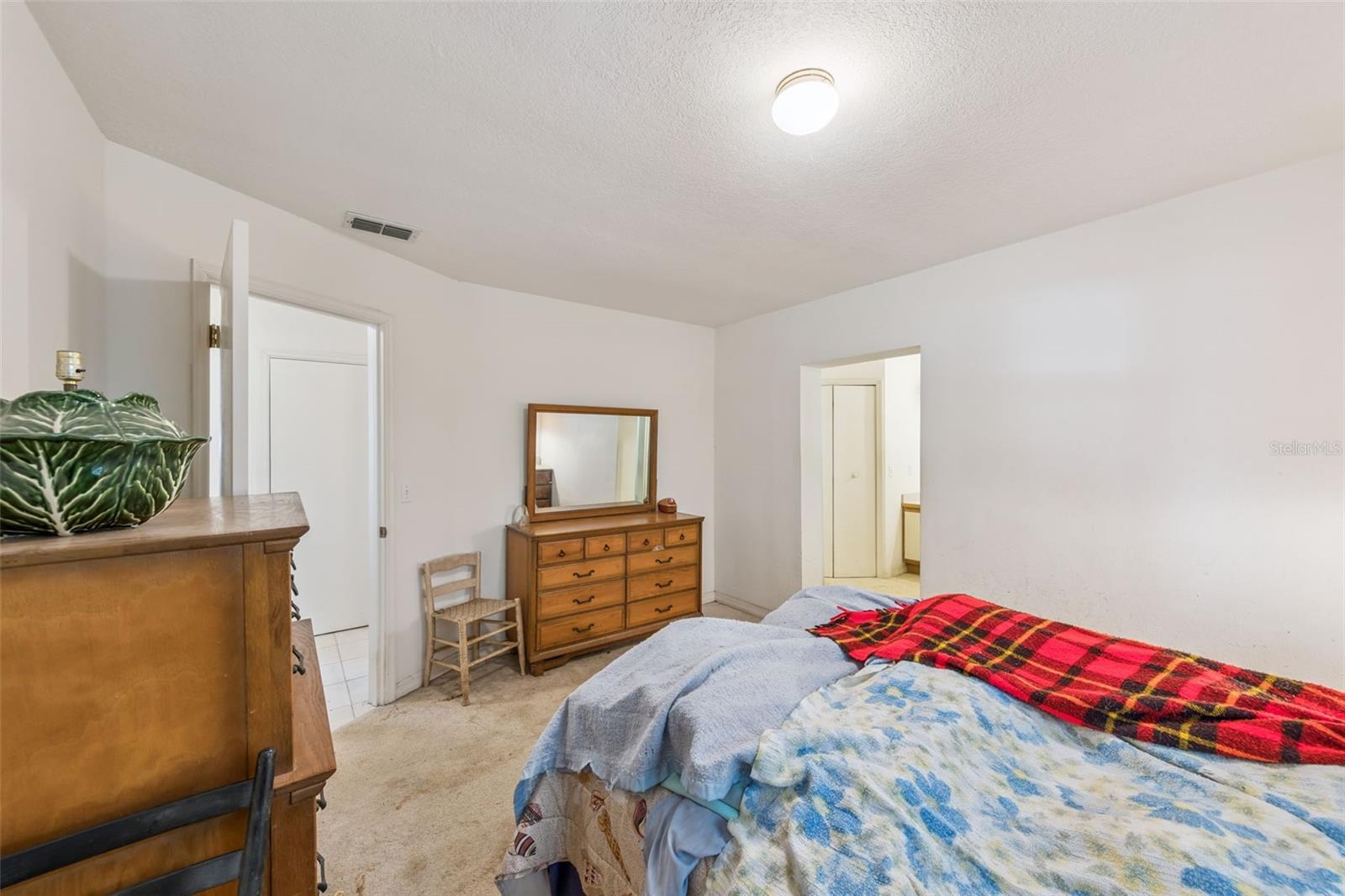 Image 22 of 49 For 382 Clermont Avenue