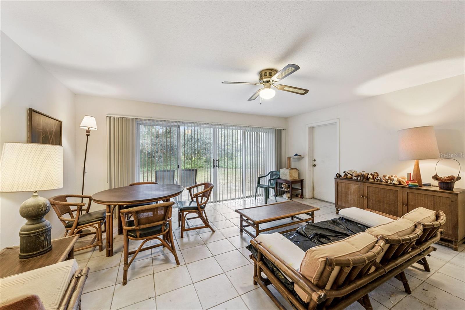 Image 5 of 49 For 382 Clermont Avenue