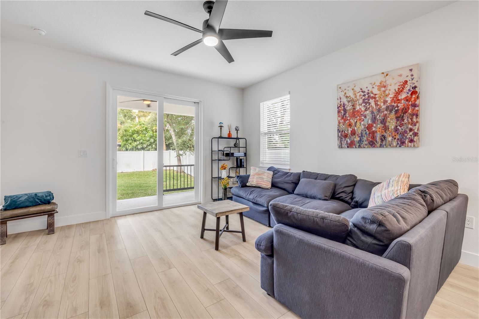 Image 8 of 30 For 350 2nd Avenue