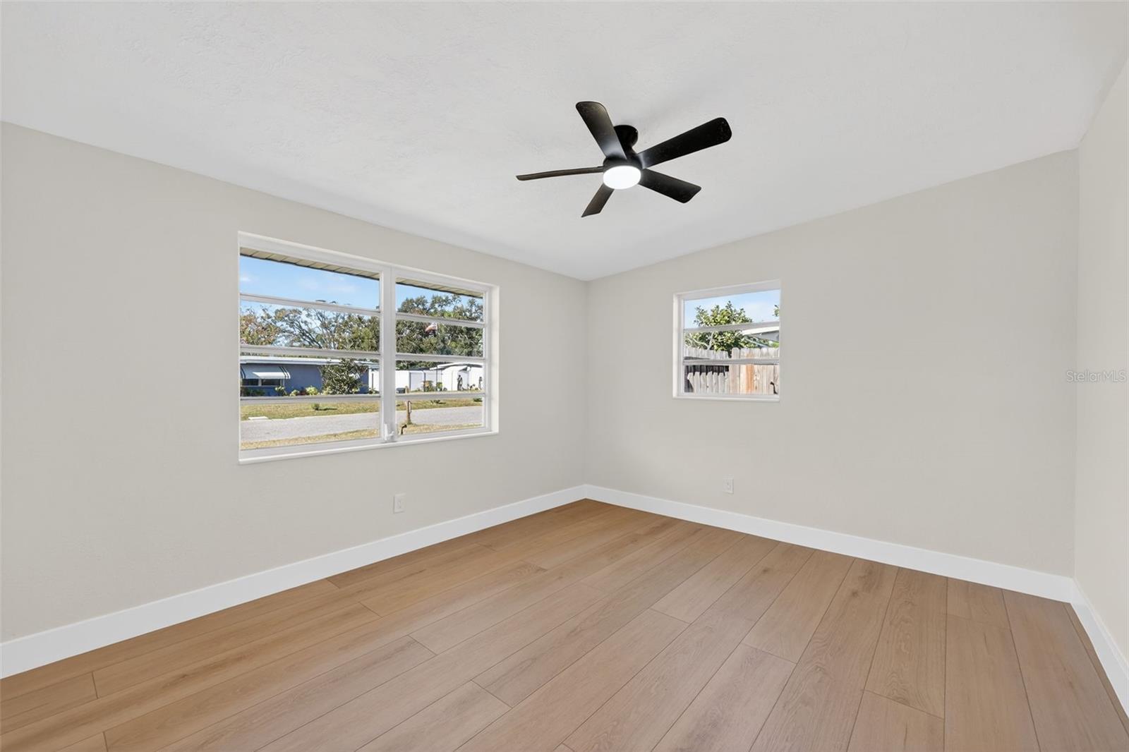 Image 13 of 21 For 5313 5th Street Court E