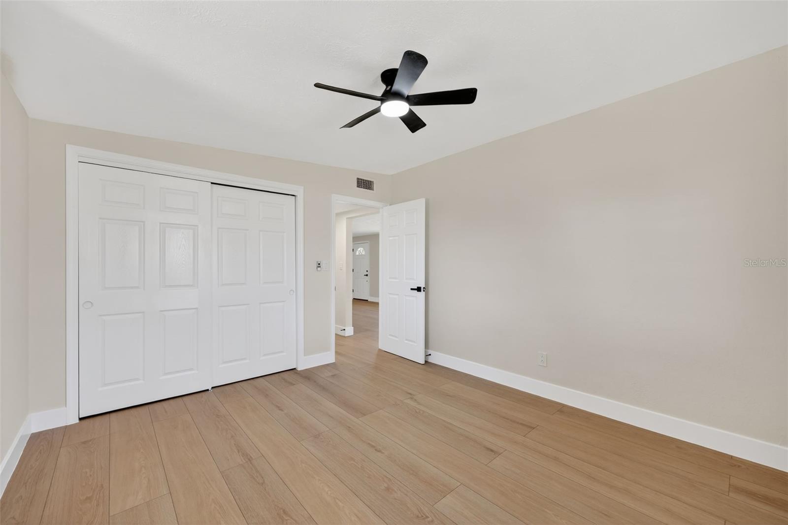 Image 16 of 21 For 5313 5th Street Court E