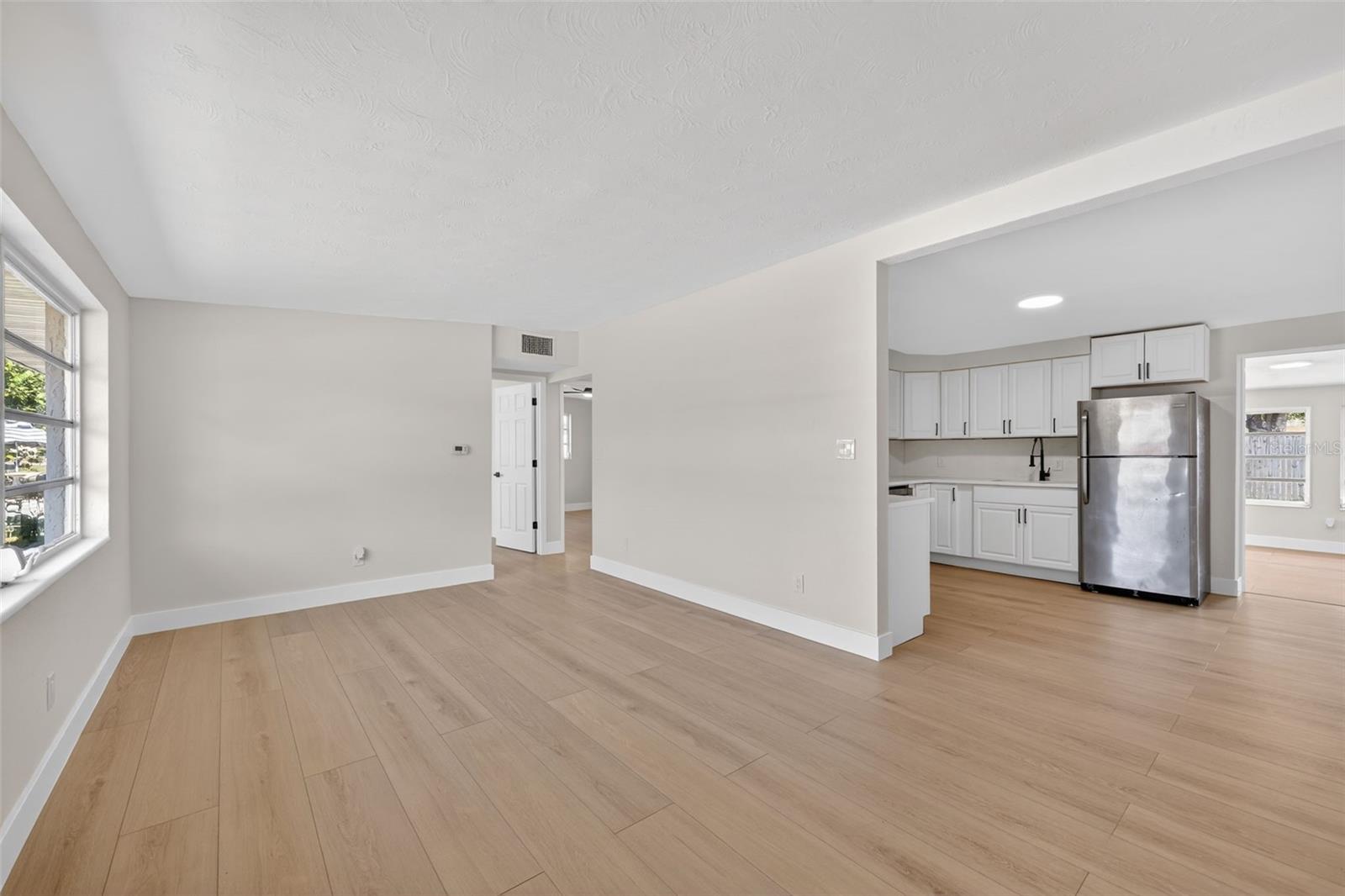 Image 4 of 21 For 5313 5th Street Court E