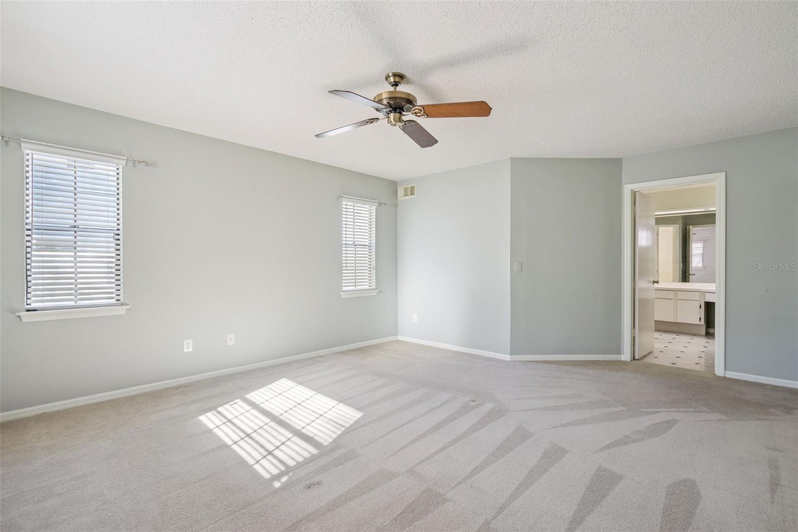 Image 12 of 38 For 3314 Heathgate Court