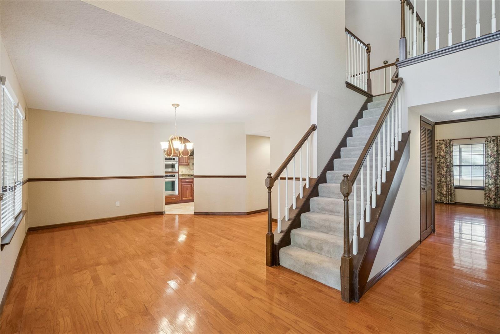 Image 19 of 38 For 3314 Heathgate Court