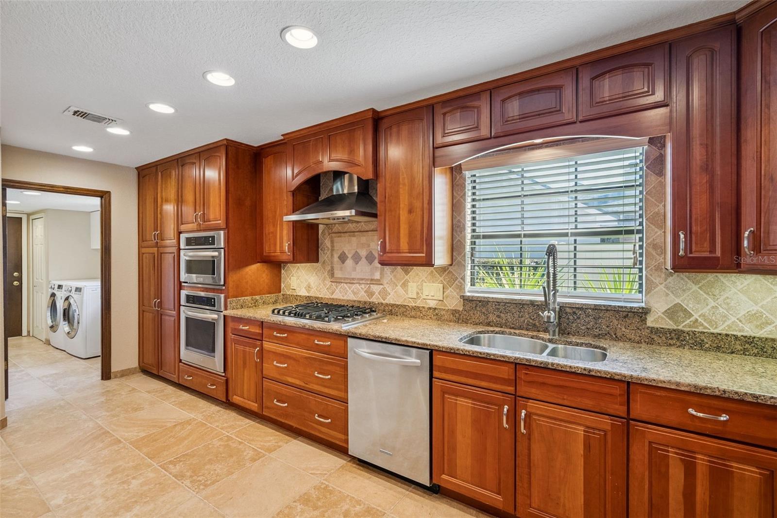 Image 4 of 38 For 3314 Heathgate Court