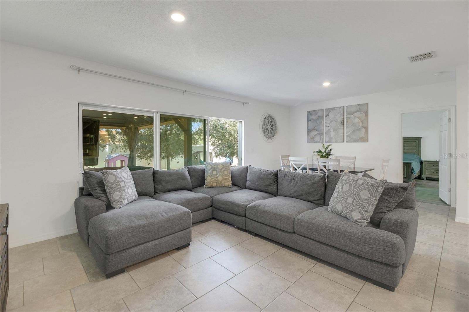 Image 14 of 30 For 10121 Grande Loop