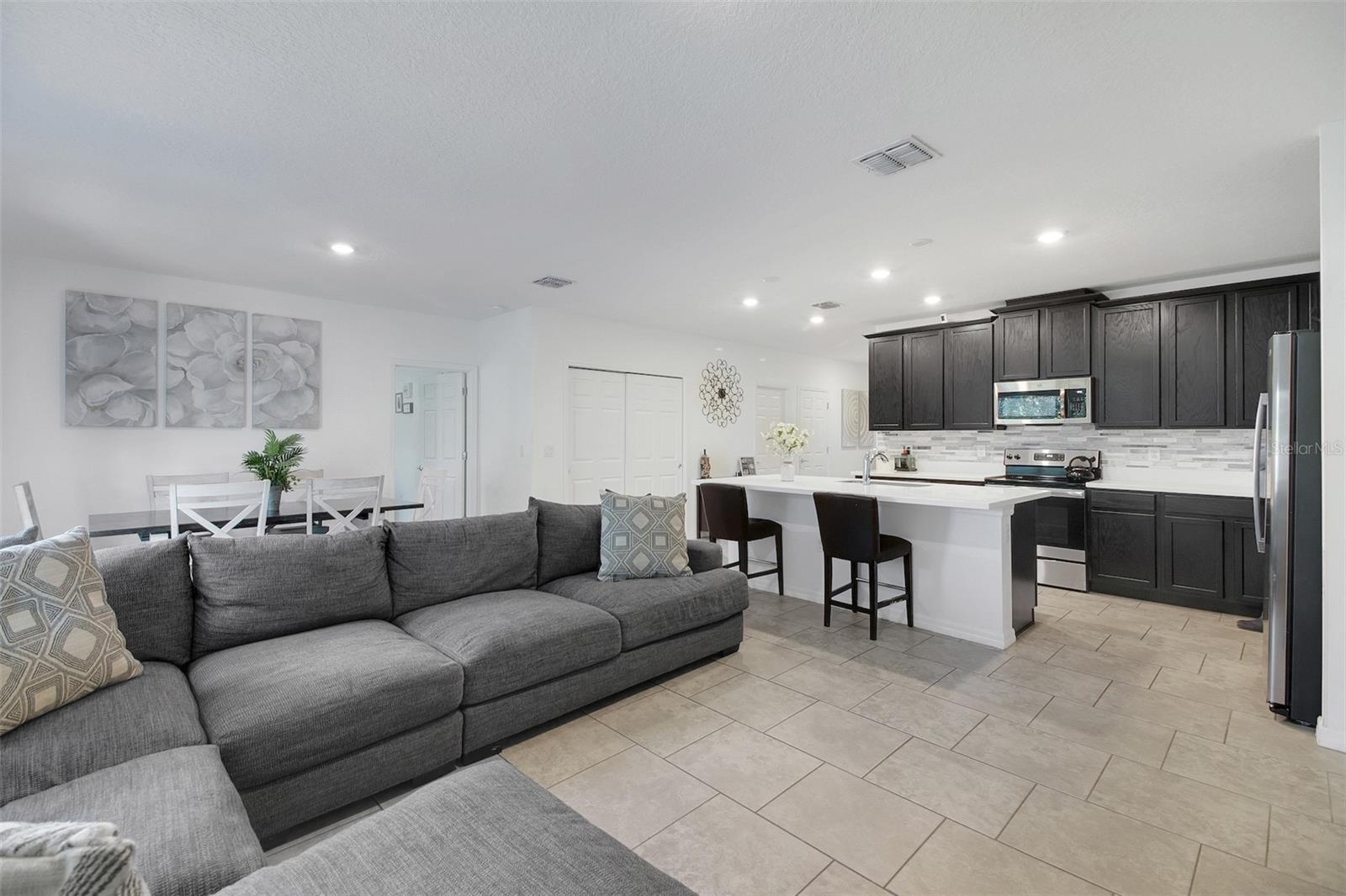 Image 15 of 30 For 10121 Grande Loop