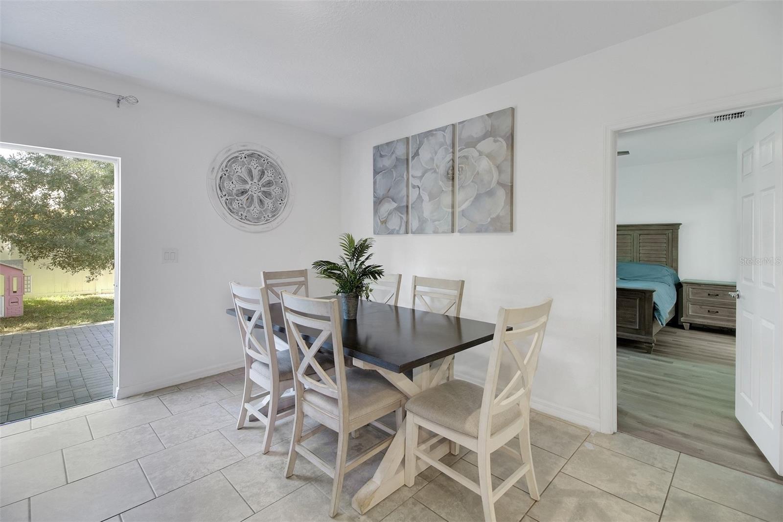 Image 16 of 30 For 10121 Grande Loop