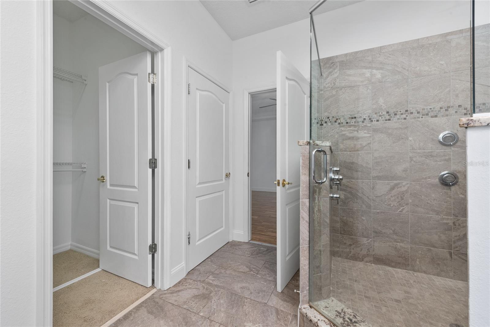 Image 13 of 29 For 12936 Droxford Road