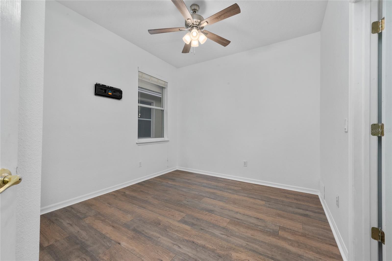 Image 15 of 29 For 12936 Droxford Road