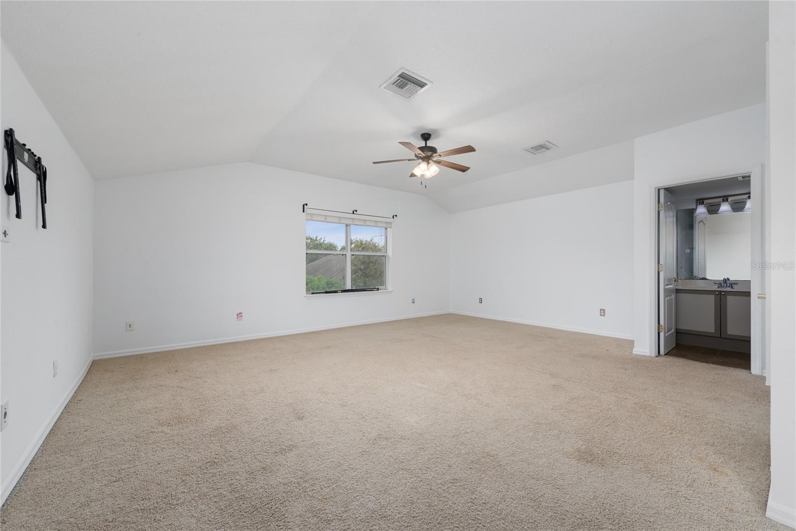 Image 22 of 29 For 12936 Droxford Road