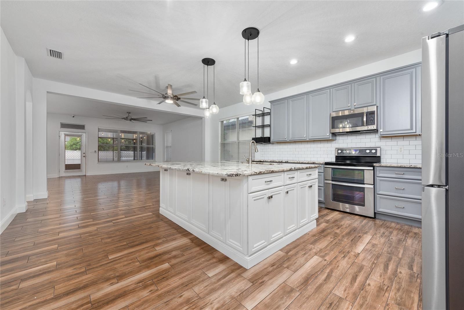 Image 8 of 29 For 12936 Droxford Road