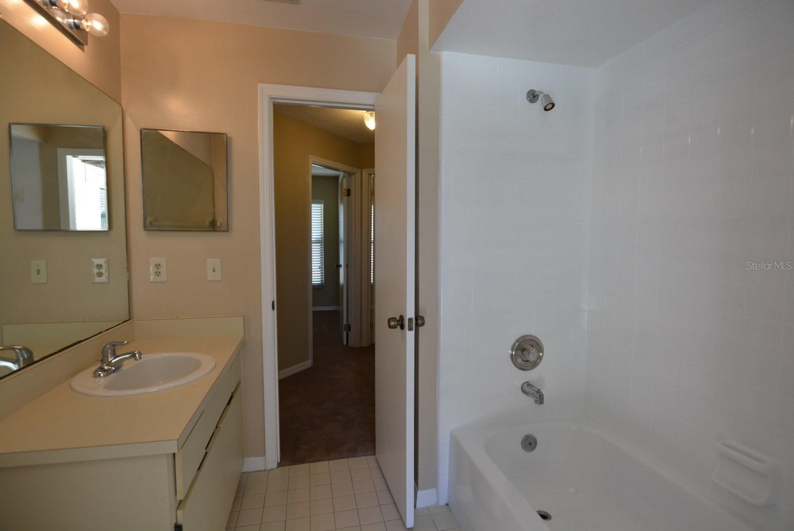 Image 14 of 29 For 5106 Sun Palm Drive