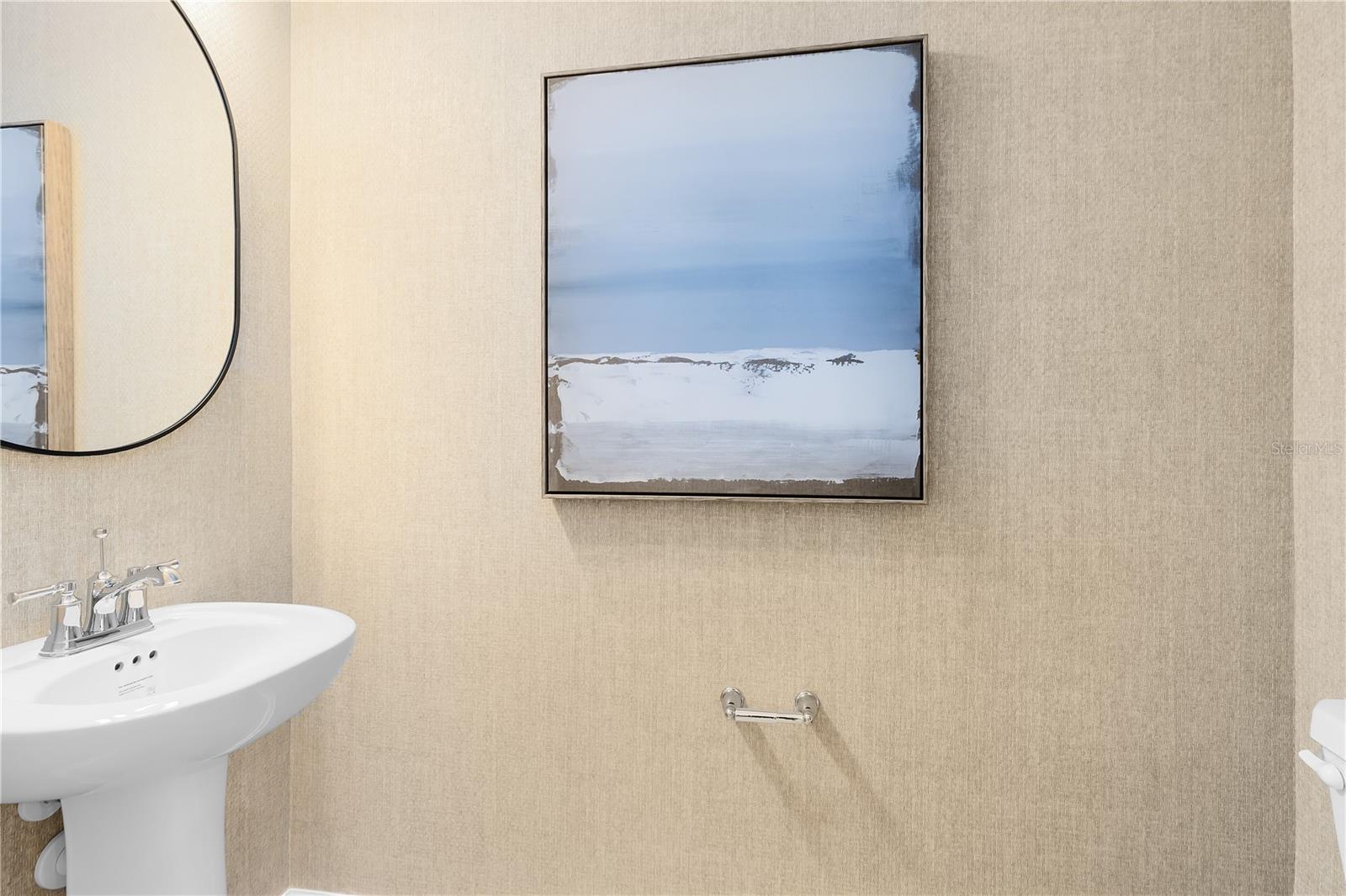 Image 15 of 29 For 439 Meadowland Point