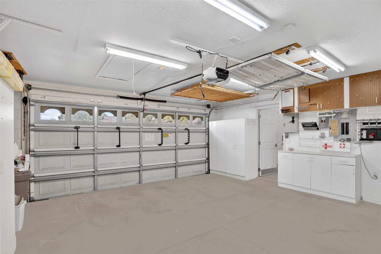 Image 37 of 53 For 912 Charing Cross Circle