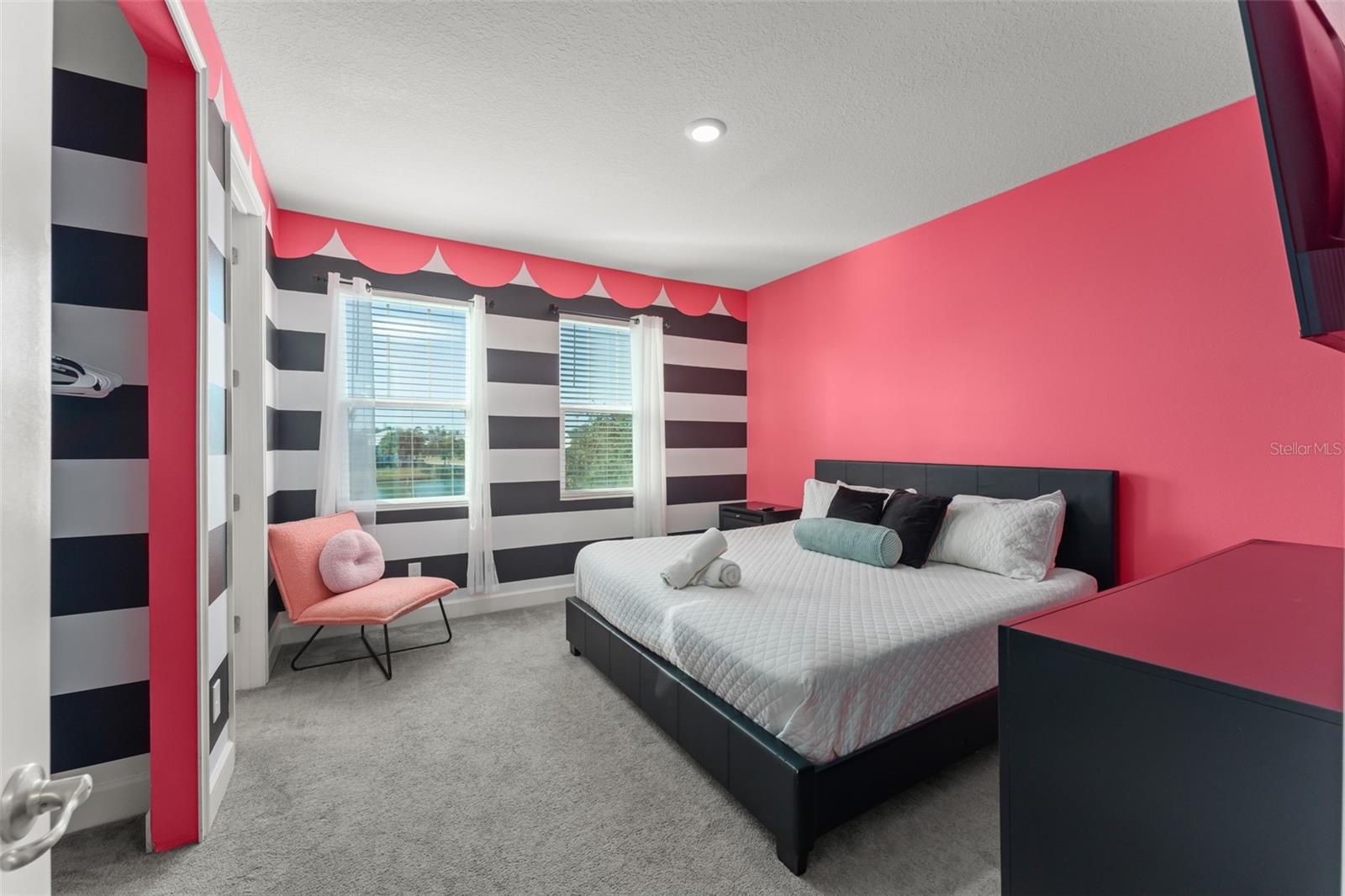 Image 20 of 42 For 1531 Fairview Circle