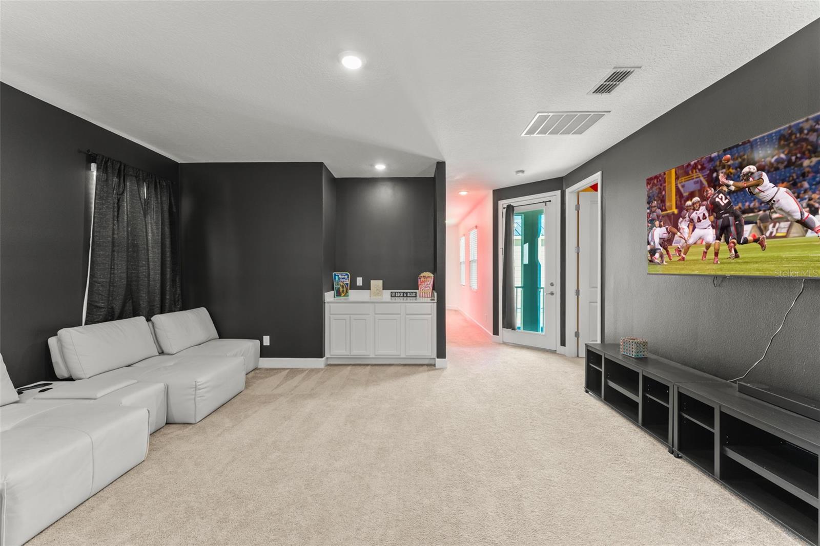 Image 23 of 42 For 1531 Fairview Circle