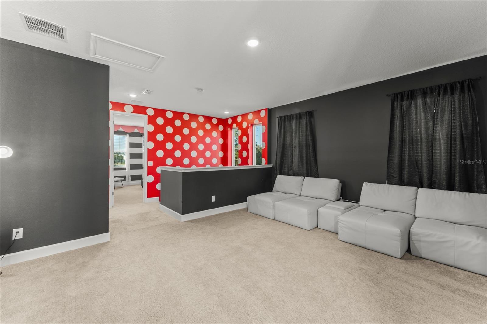 Image 25 of 42 For 1531 Fairview Circle