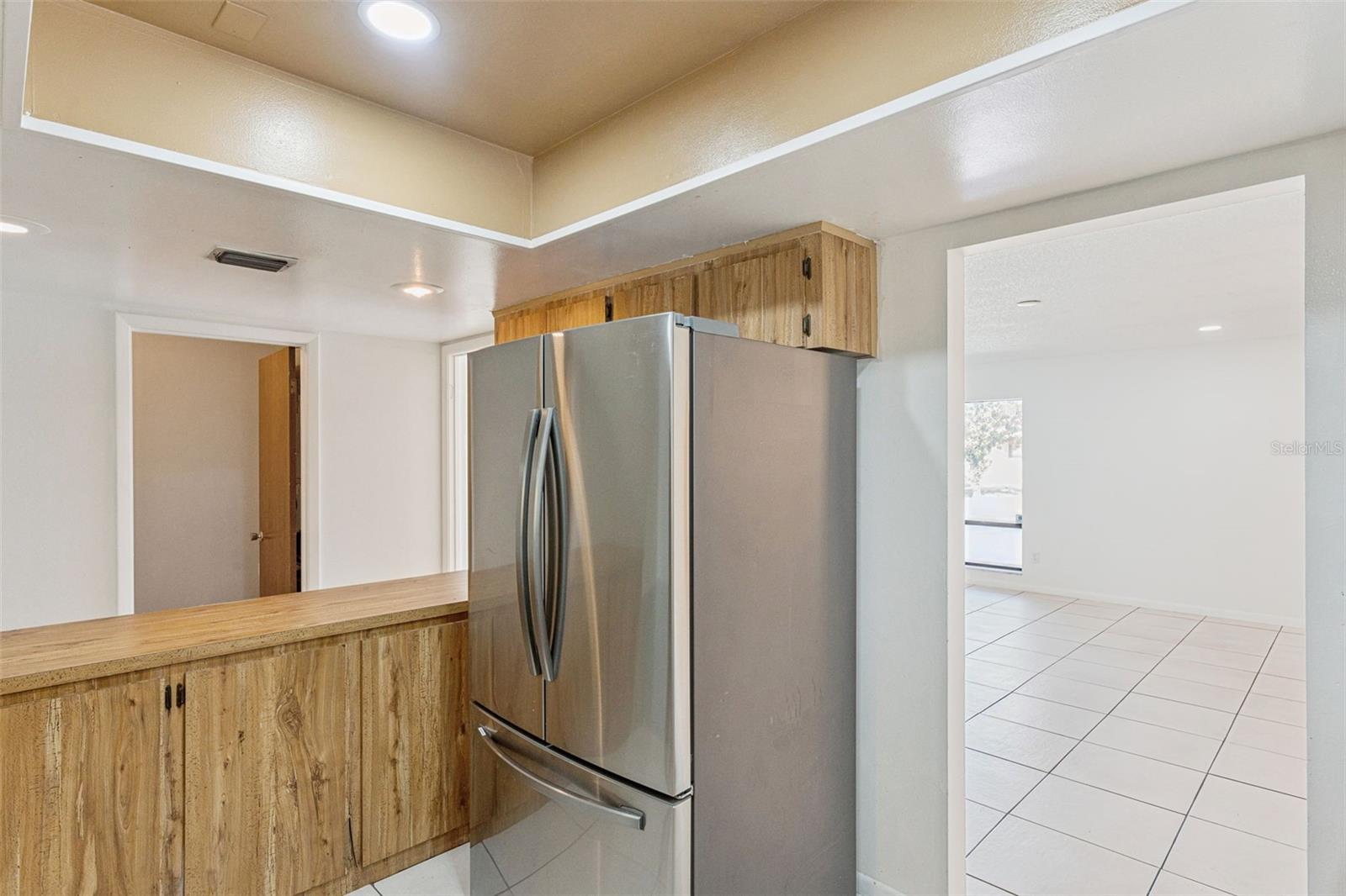 Image 10 of 36 For 1457 Magellan Circle 1003