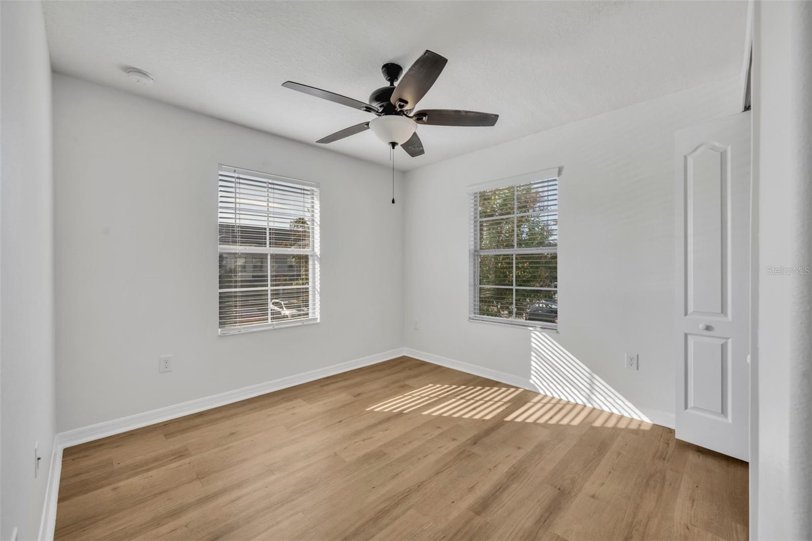 Image 18 of 23 For 359 Carina Circle