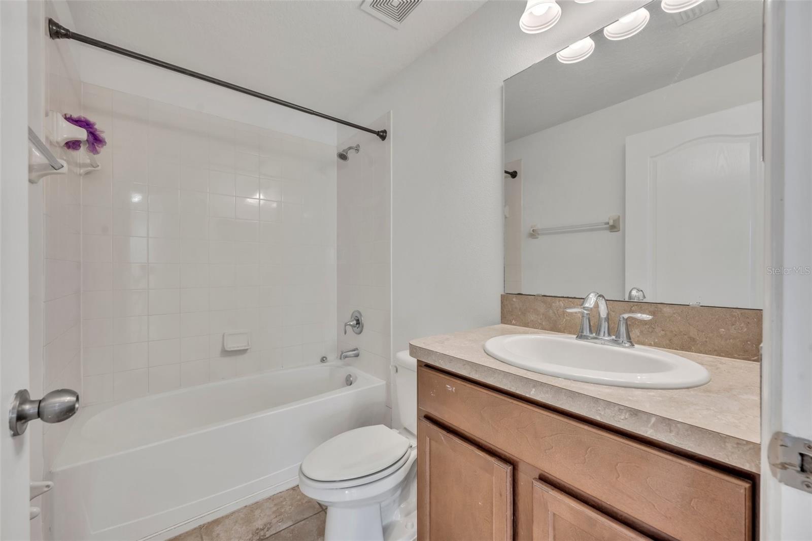 Image 19 of 23 For 359 Carina Circle