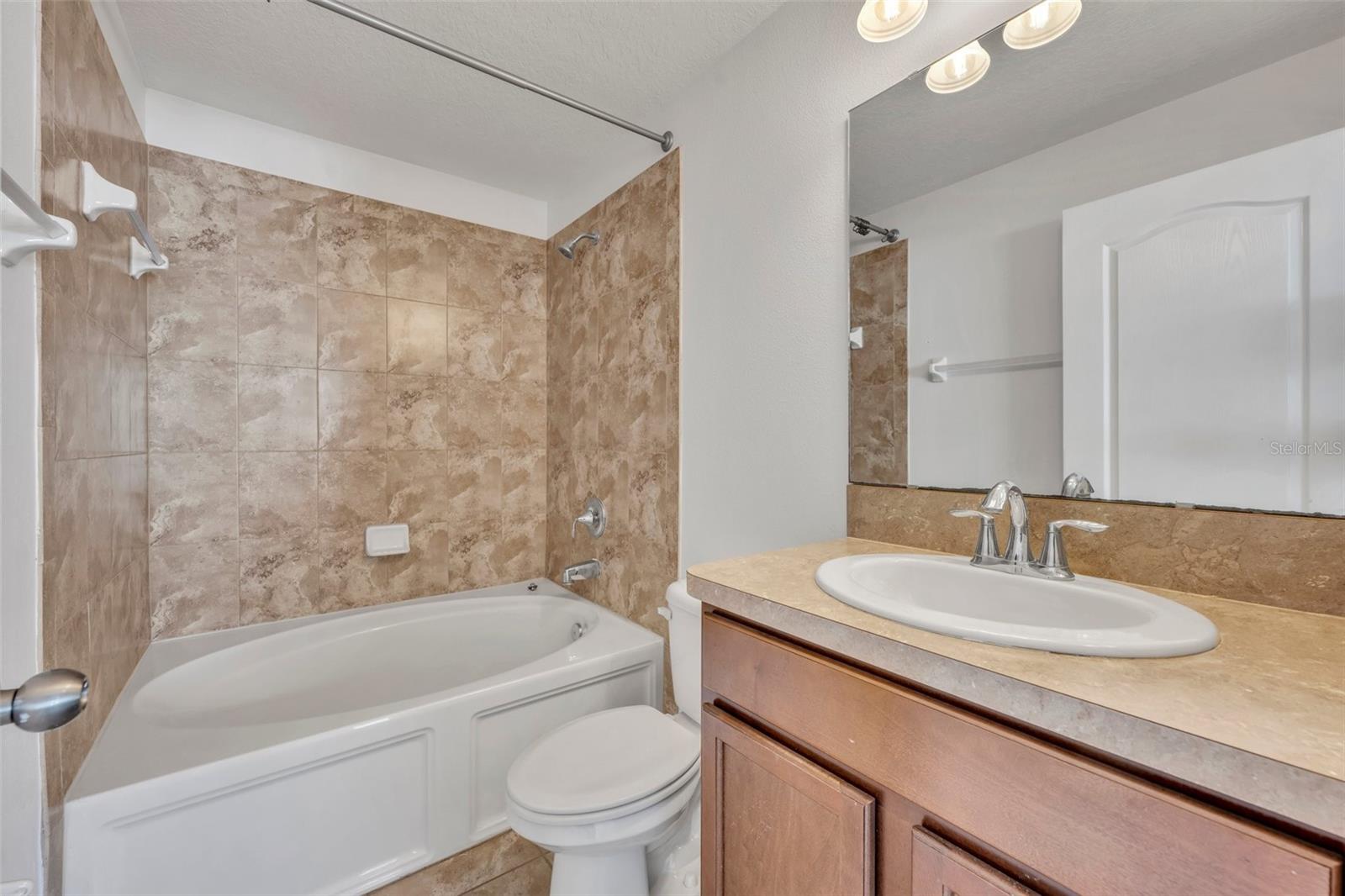 Image 20 of 23 For 359 Carina Circle