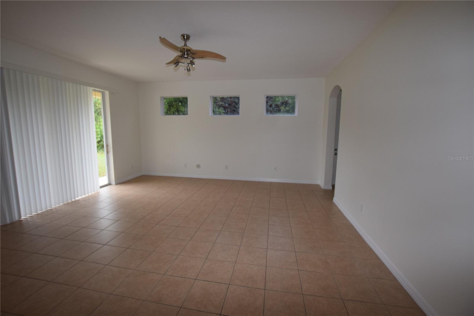 Image 16 of 41 For 2604 Lutza Way