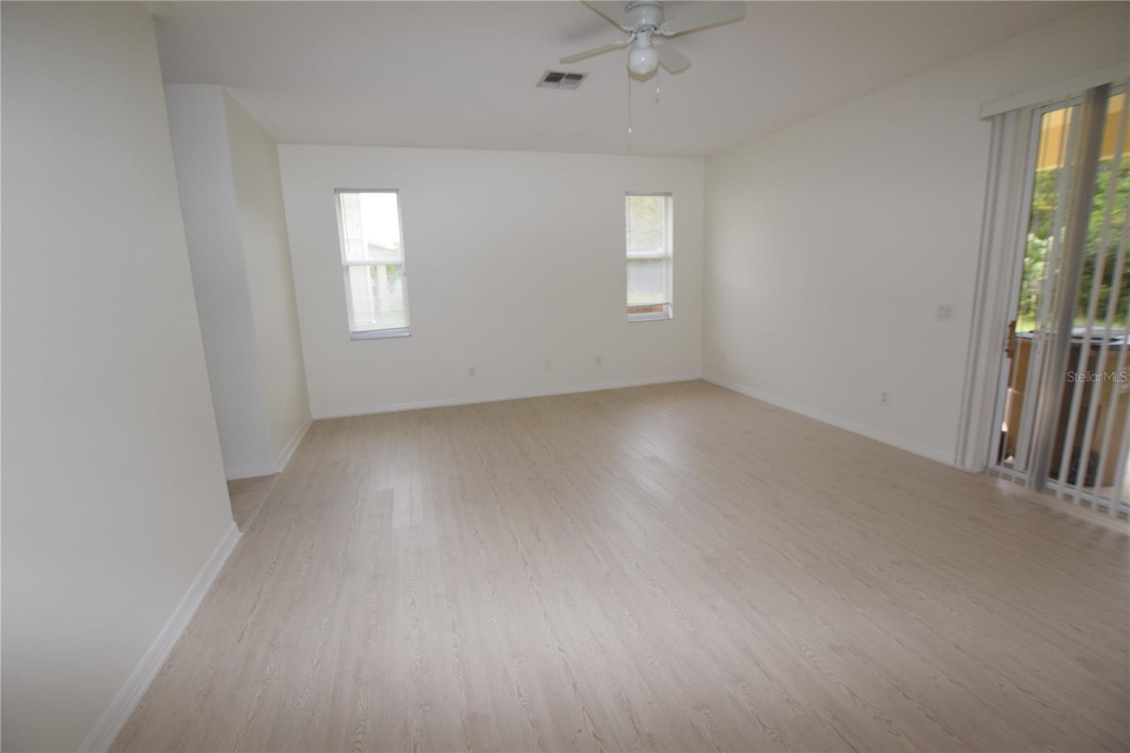 Image 36 of 41 For 2604 Lutza Way