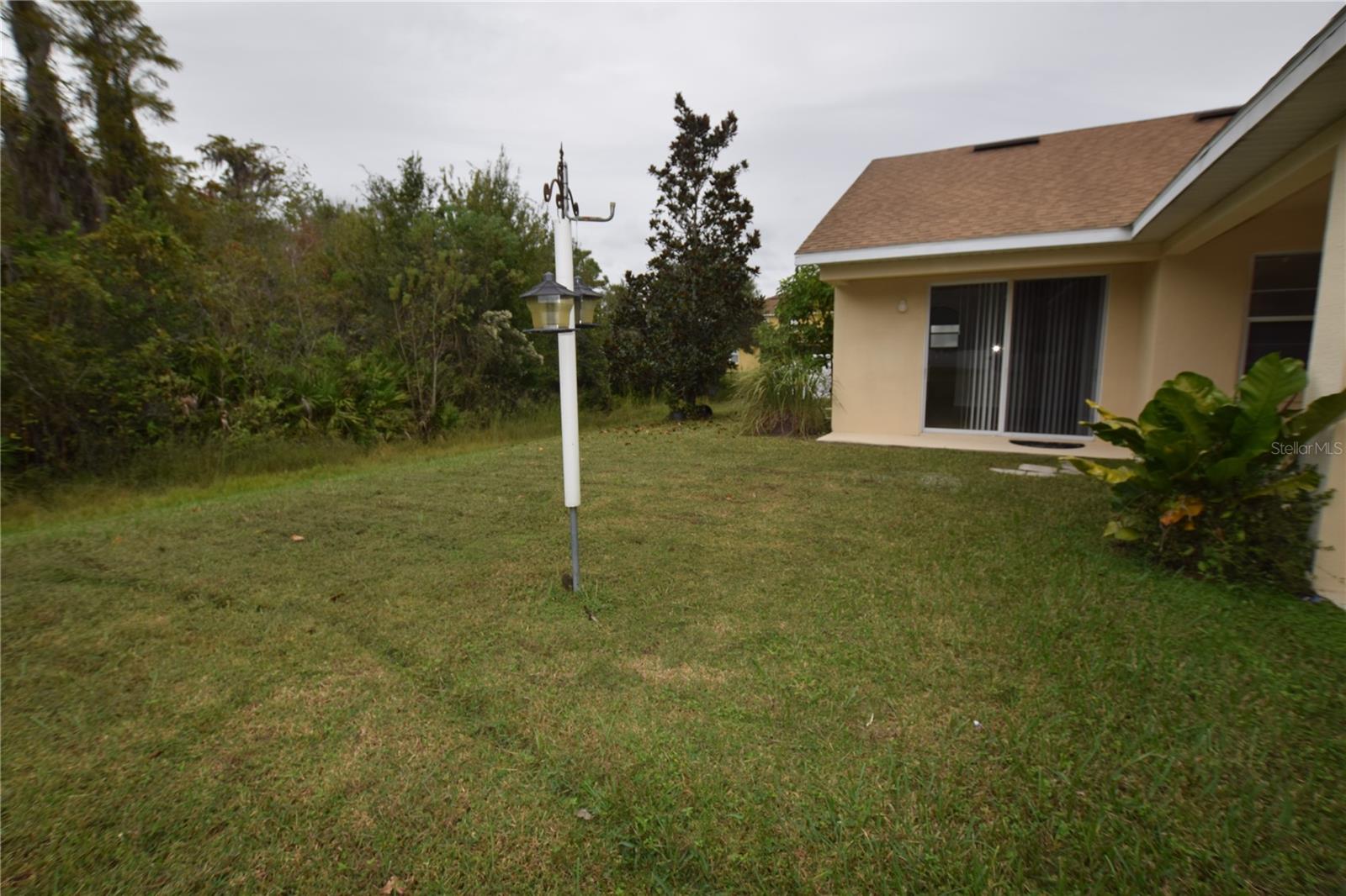 Image 5 of 41 For 2604 Lutza Way