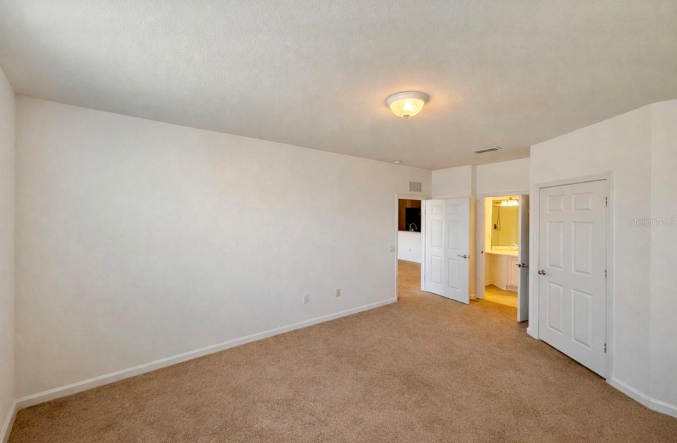 Image 16 of 28 For 3332 Robert Trent Jones Dr  40503