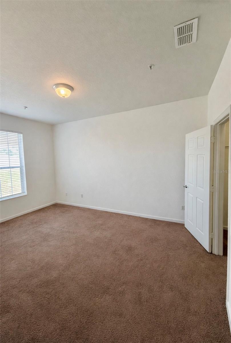 Image 24 of 28 For 3332 Robert Trent Jones Dr  40503