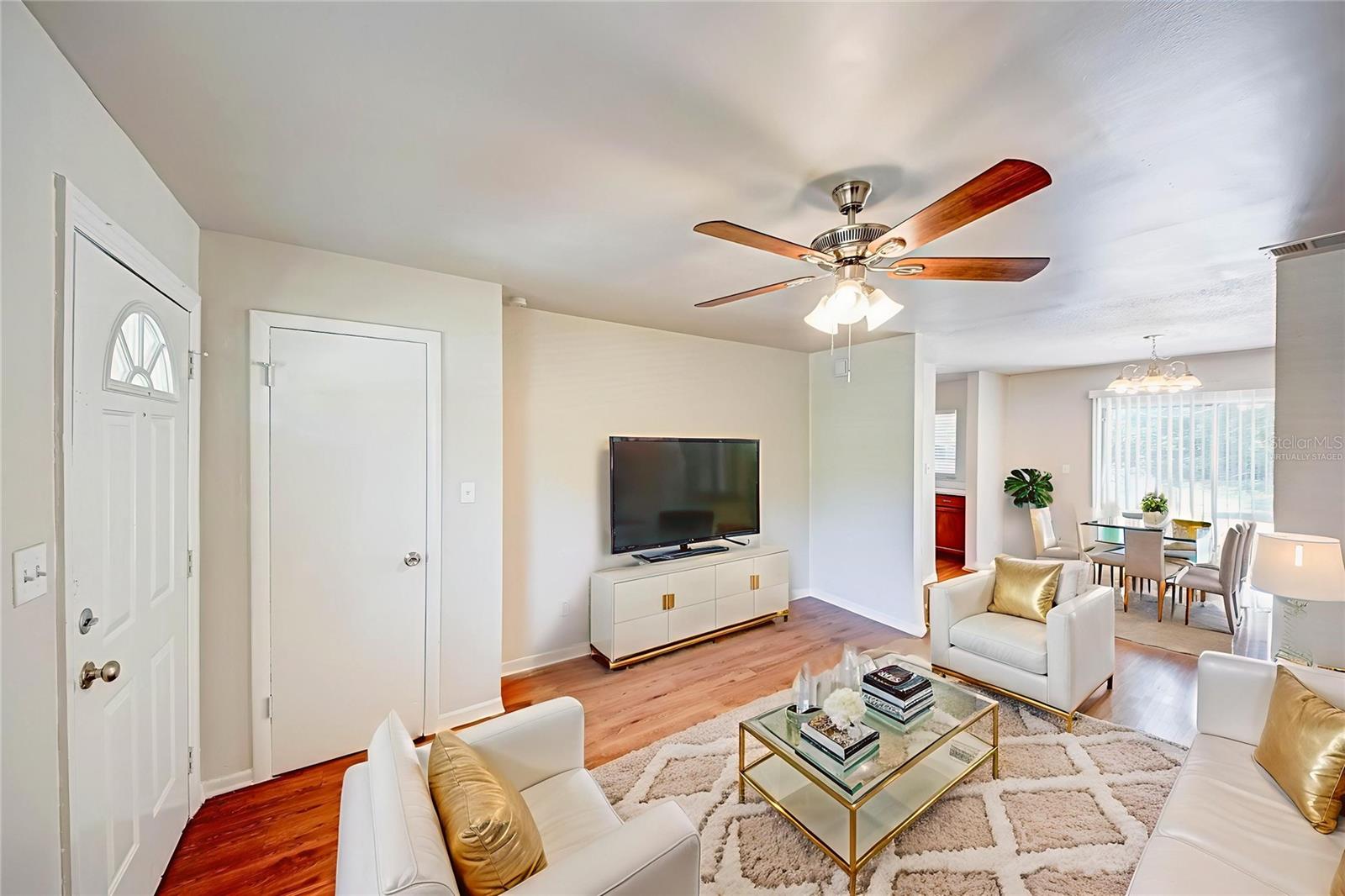 Image 7 of 32 For 14 Cyclops Drive