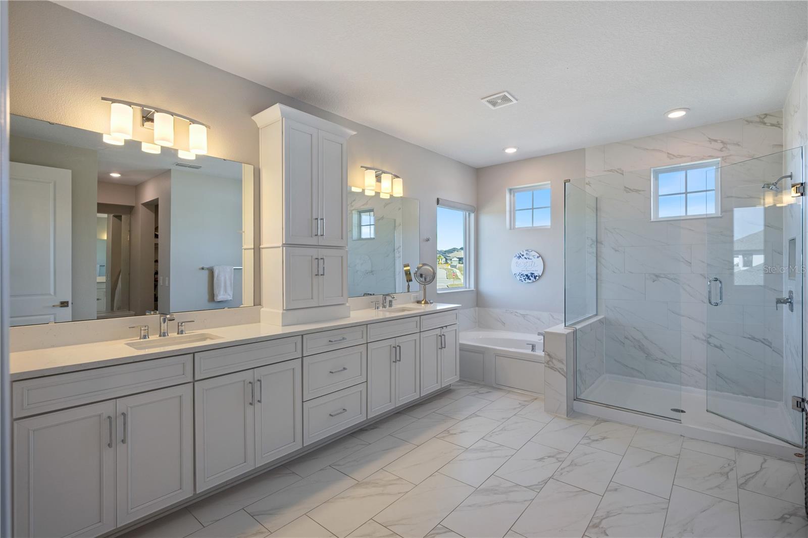 Image 21 of 61 For 17052 Secret Hollow Loop