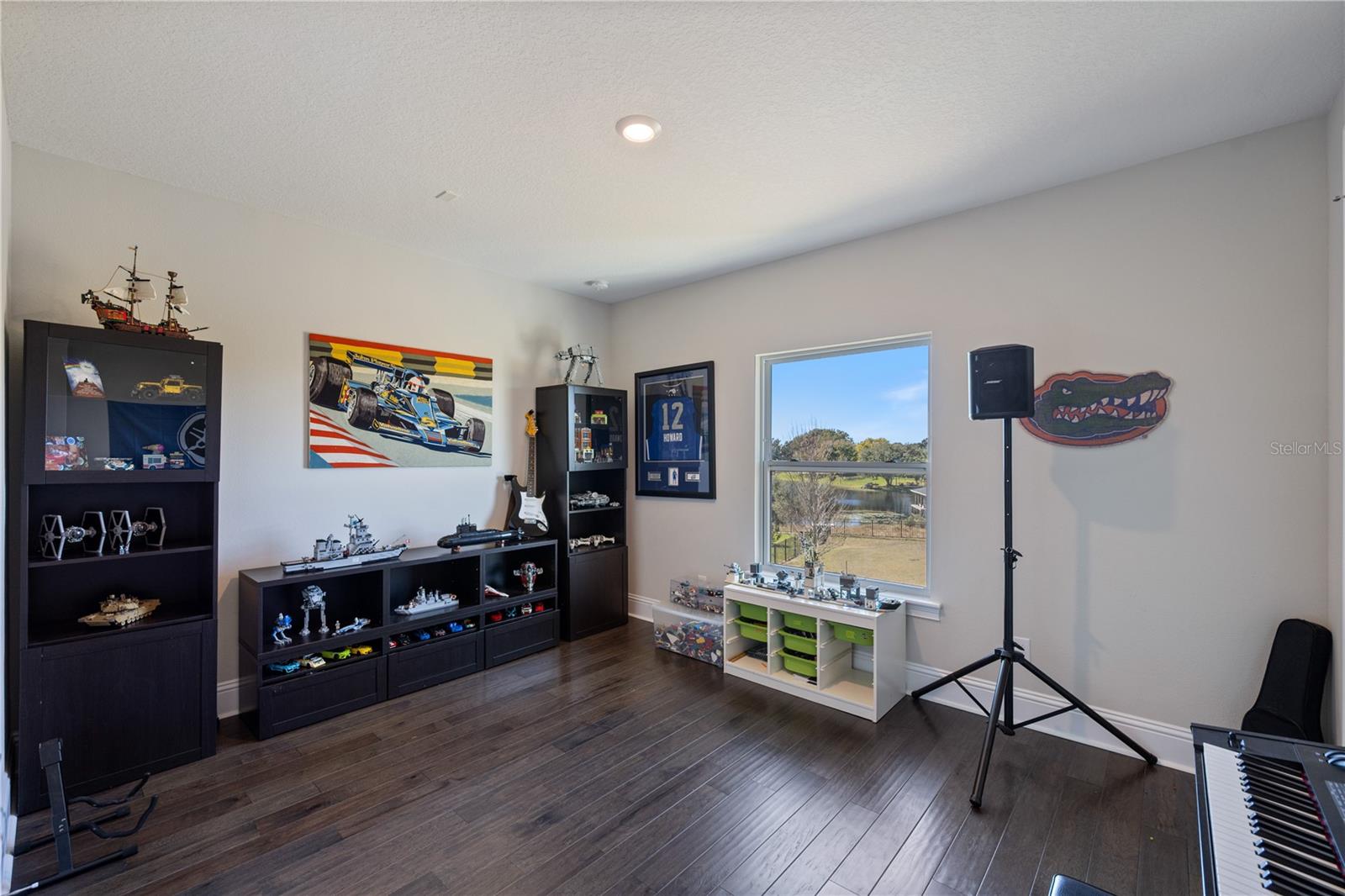 Image 29 of 61 For 17052 Secret Hollow Loop